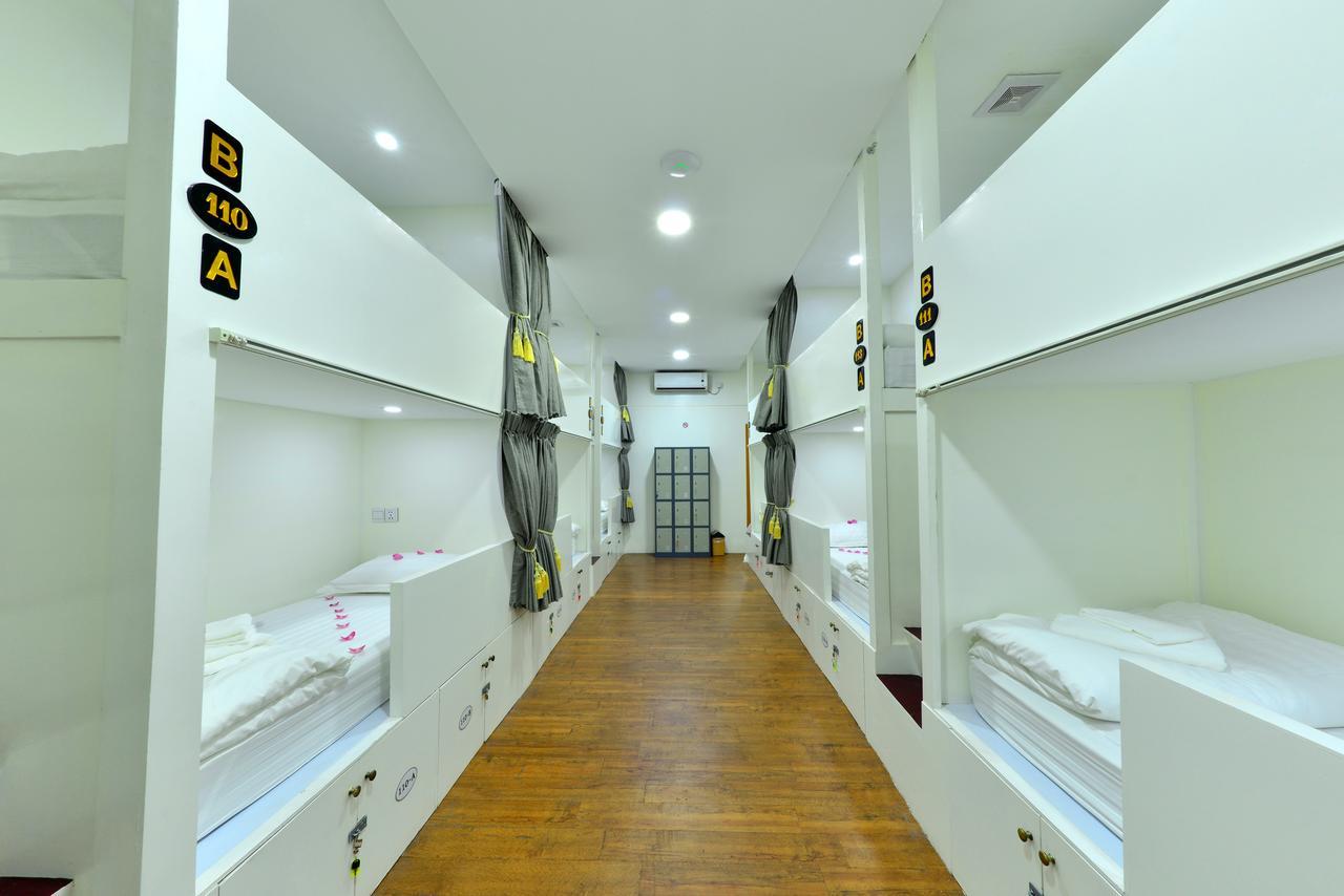 Backpacker Hostel (Adults Only) Yangon Exterior photo