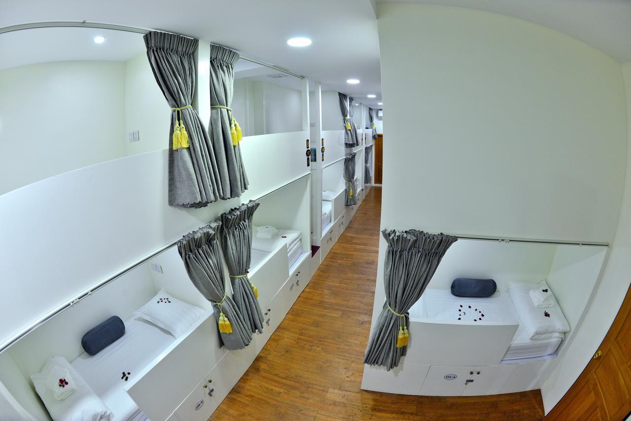 Backpacker Hostel (Adults Only) Yangon Exterior photo